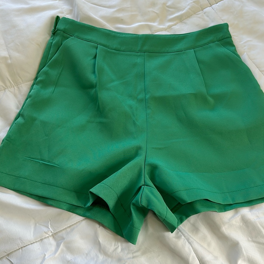 Green short